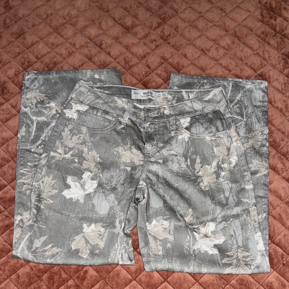 Hollister Camo Women Jeans